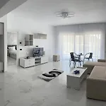 Casa Del Mar 2