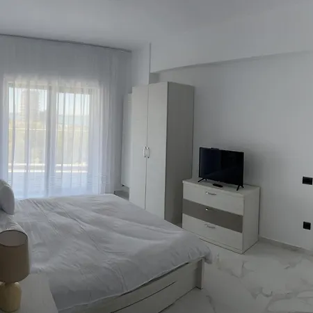Casa Del Mar 2 *