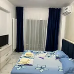 Casa Del Mar 2 *