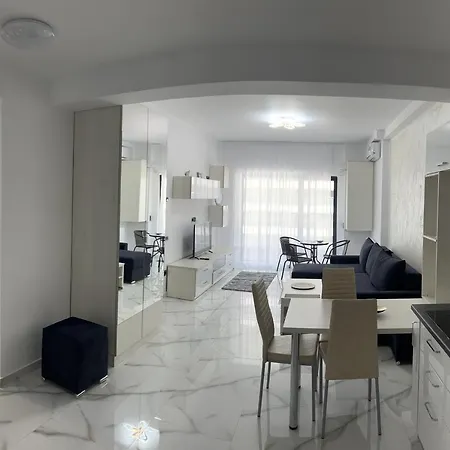 Apartment Casa Del Mar 2 *