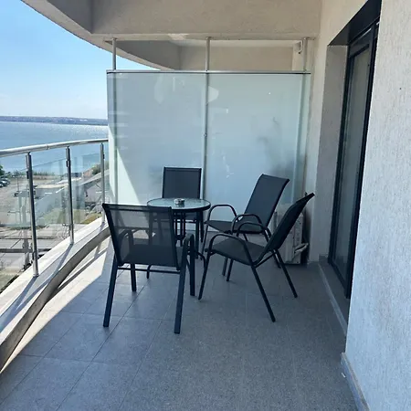 Apartment Casa Del Mar 2